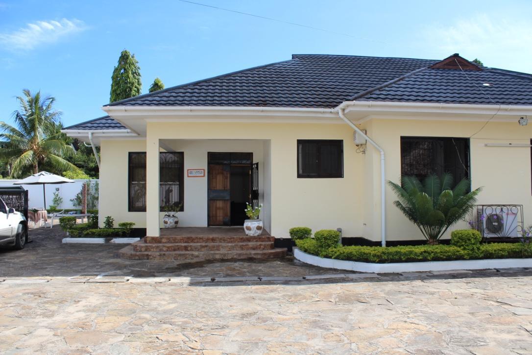 Idc Guest House Bagamoyo Exterior foto